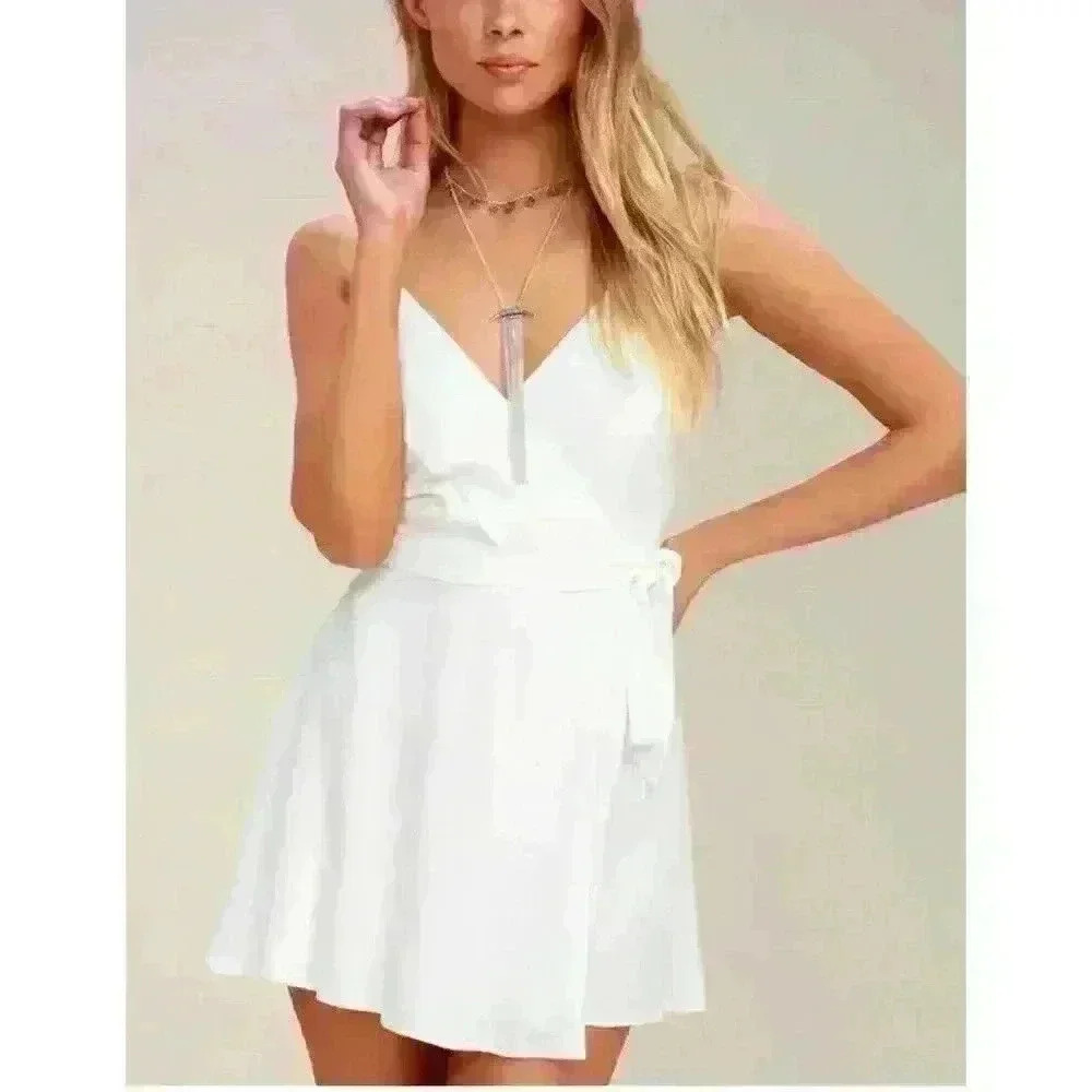 Lulus NWT White Camden Wrap Skort Dress Size Small